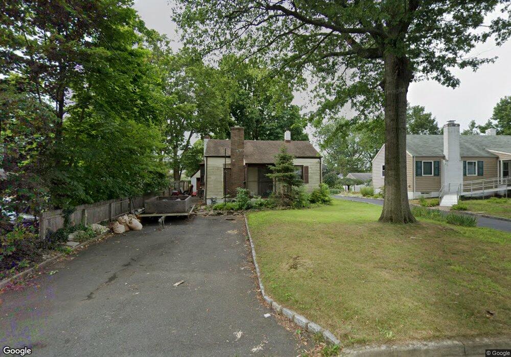 114 Mckinnon St, Piscataway, NJ 08854 - photo 1