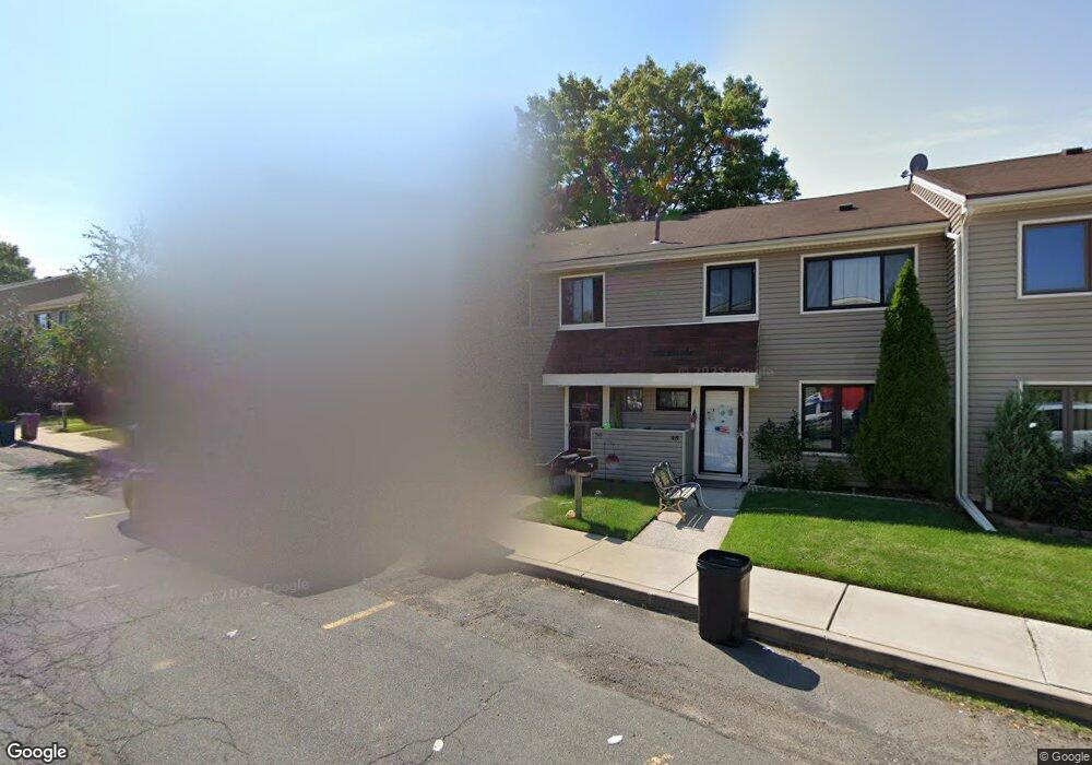 50-116 Arrowood Ct unit 607, Staten Island, NY 10309 - photo 1