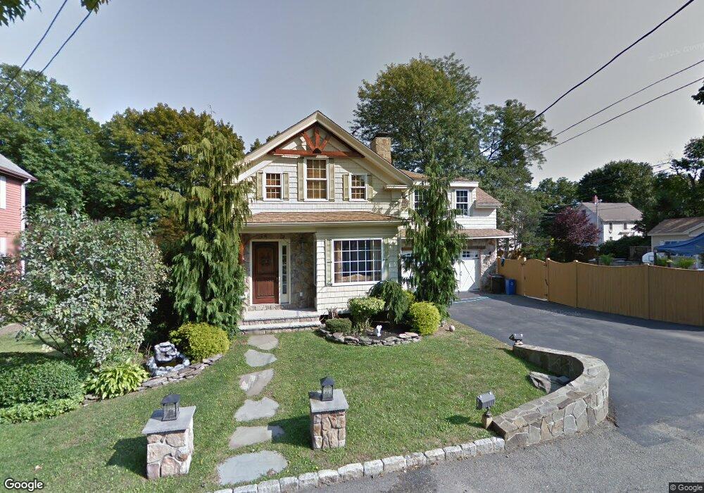 3 Willow Ave, Danvers, MA 01923 - photo 1