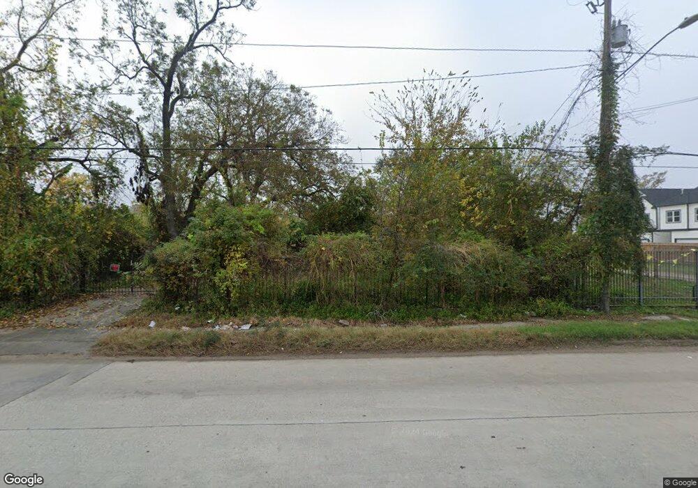 1305 W Little York Rd, Houston, TX 77091 - photo 1