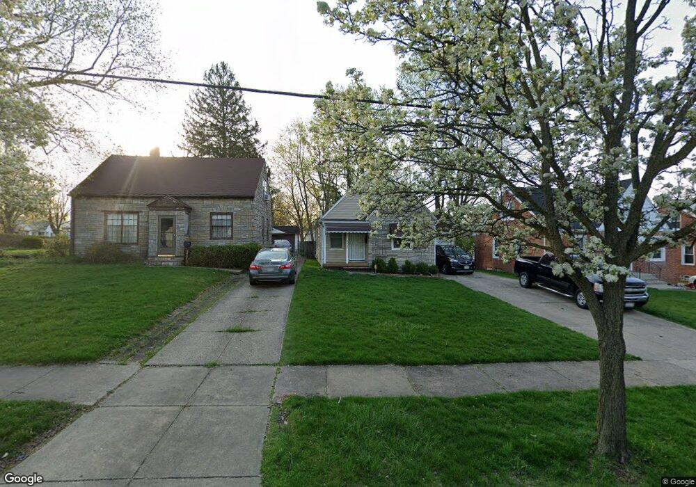 5437 South Blvd, Maple Heights, OH 44137 - photo 1