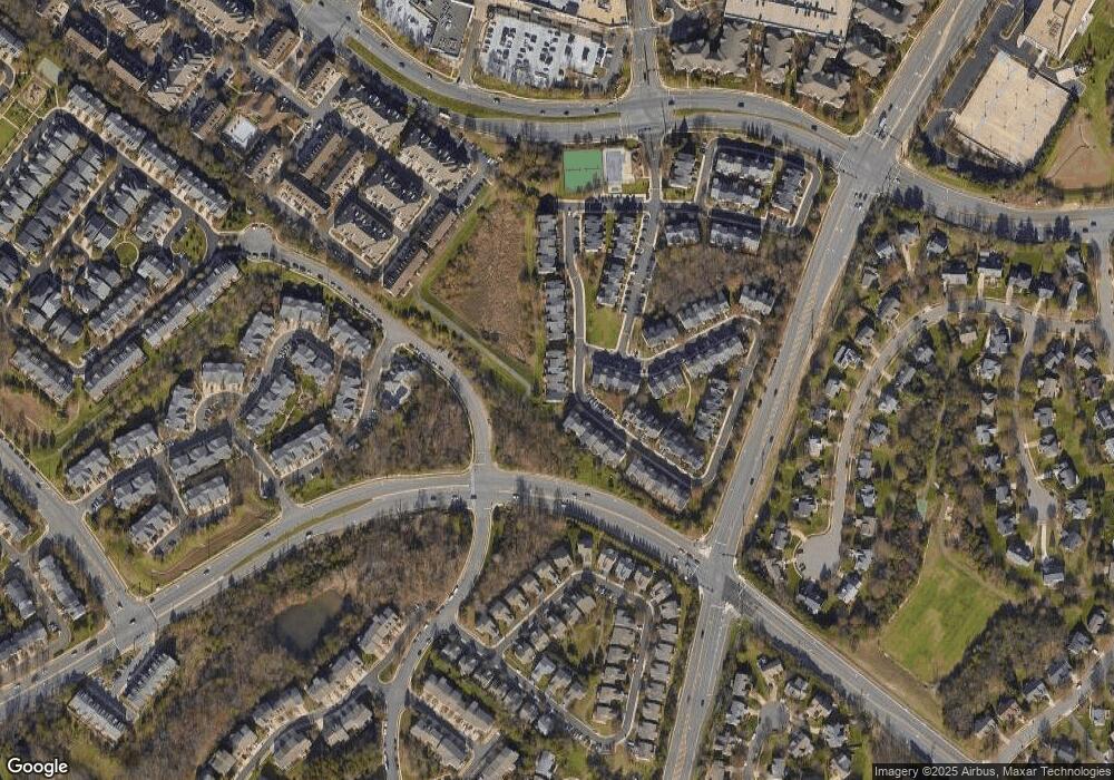 12992 Park Crescent Cir, Herndon, VA 20171 - photo 1