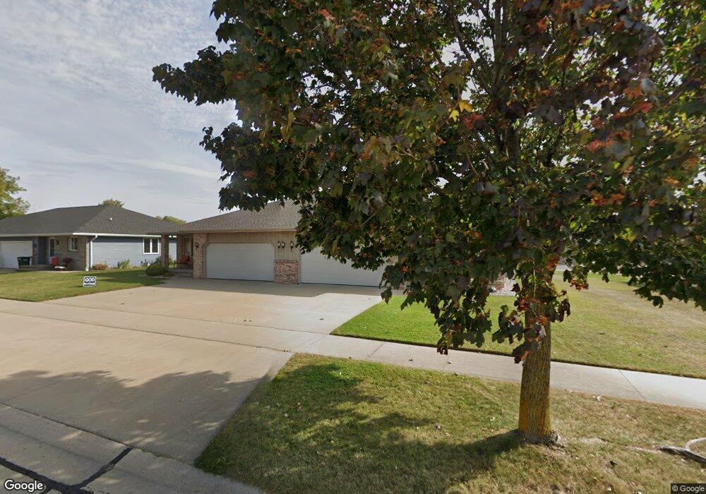 3422 N Terri Ln, Appleton, WI 54914 - photo 1