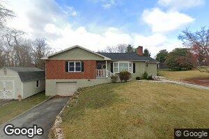 813 Acacia Ave, Clifton Forge, VA 24422