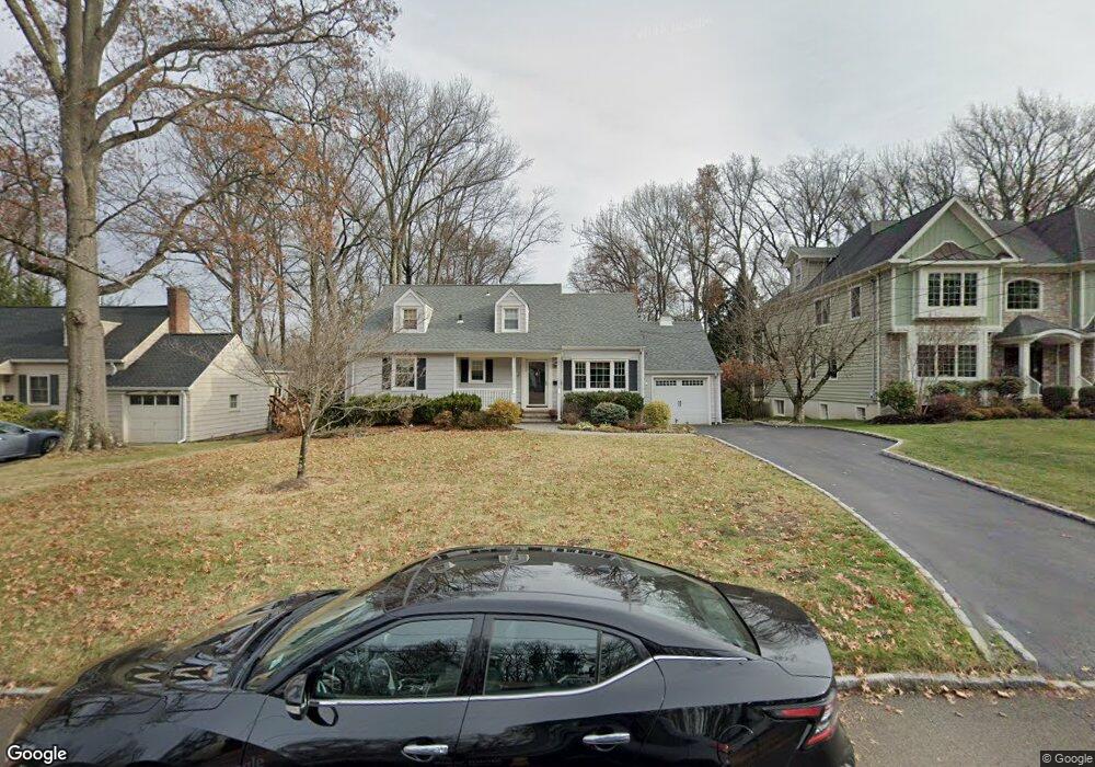 1722 Ramapo Way, Scotch Plains, NJ 07076 - photo 1