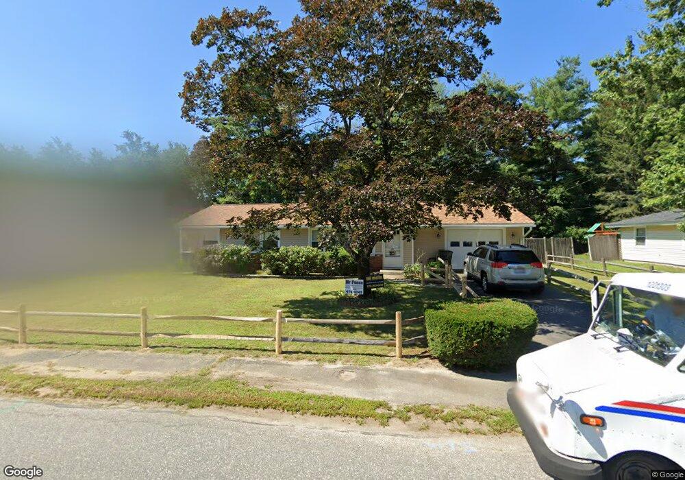 81 Ruthellen Rd, Bellingham, MA 02019 - photo 1