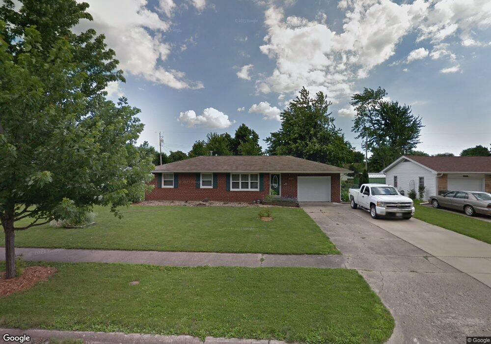 1009 Bell Ave, Mattoon, IL 61938 - photo 1