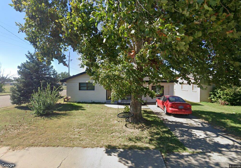 401 Pine Ave, Dumas, TX 79029 - photo 1