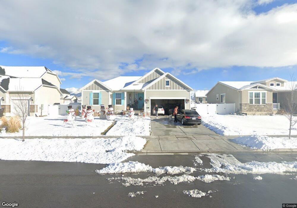 2452 N Sarus Crane Dr, Clinton, UT 84015 - photo 1