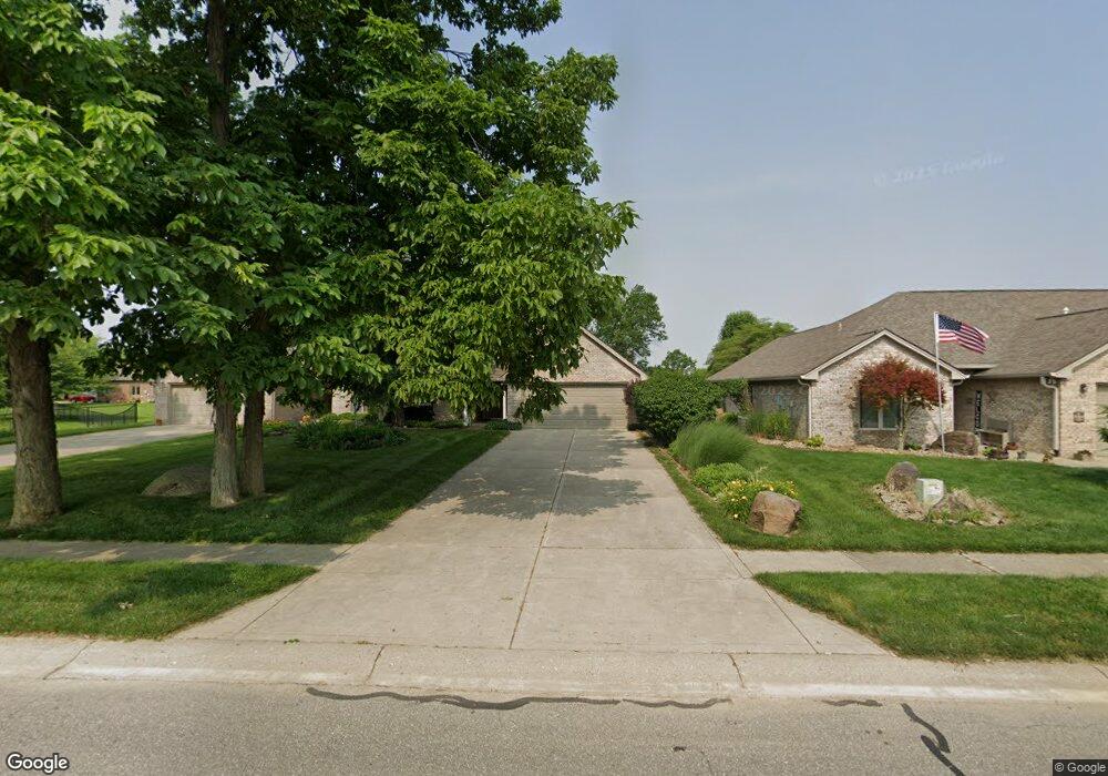 530 Paris Dr, Franklin, IN 46131 - photo 1