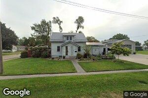 211 N Adams St, Wayland, IA 52654