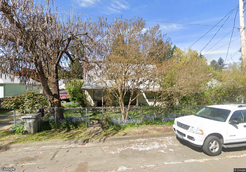 1262 Plummer Ave, Grants Pass, OR 97527 - photo 1