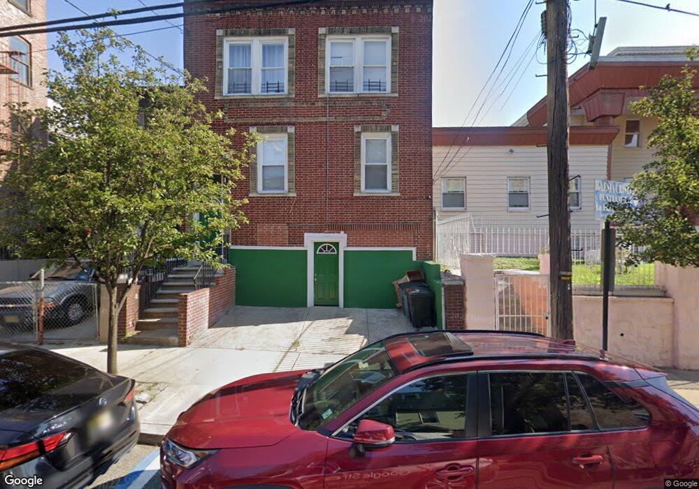 320 7th St, Union City, NJ 07087 - photo 1