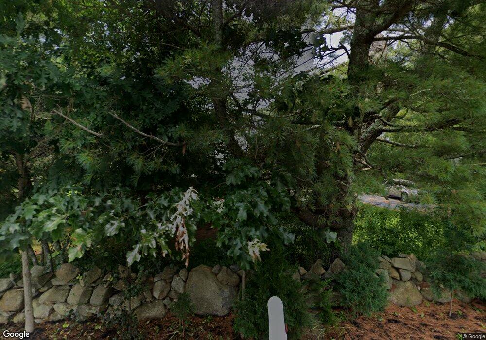 626 Smith Neck Rd, South Dartmouth, MA 02748 - photo 1