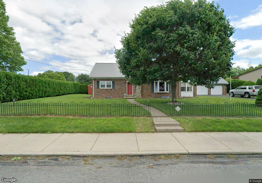 23 S Fairview St, Macungie, PA 18062 - photo 1