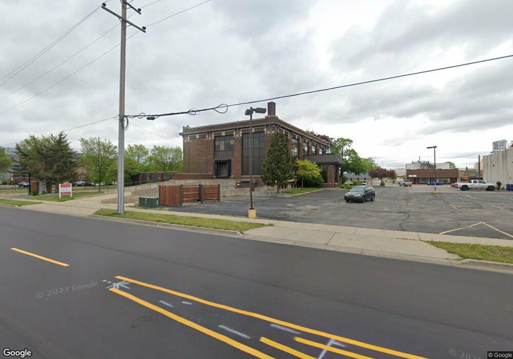 135 Washington Ave, Bay City, MI 48708 - photo 1