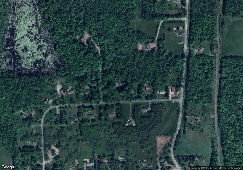 251 Edgefield Rd, Lake Ariel, PA 18436 - photo 1