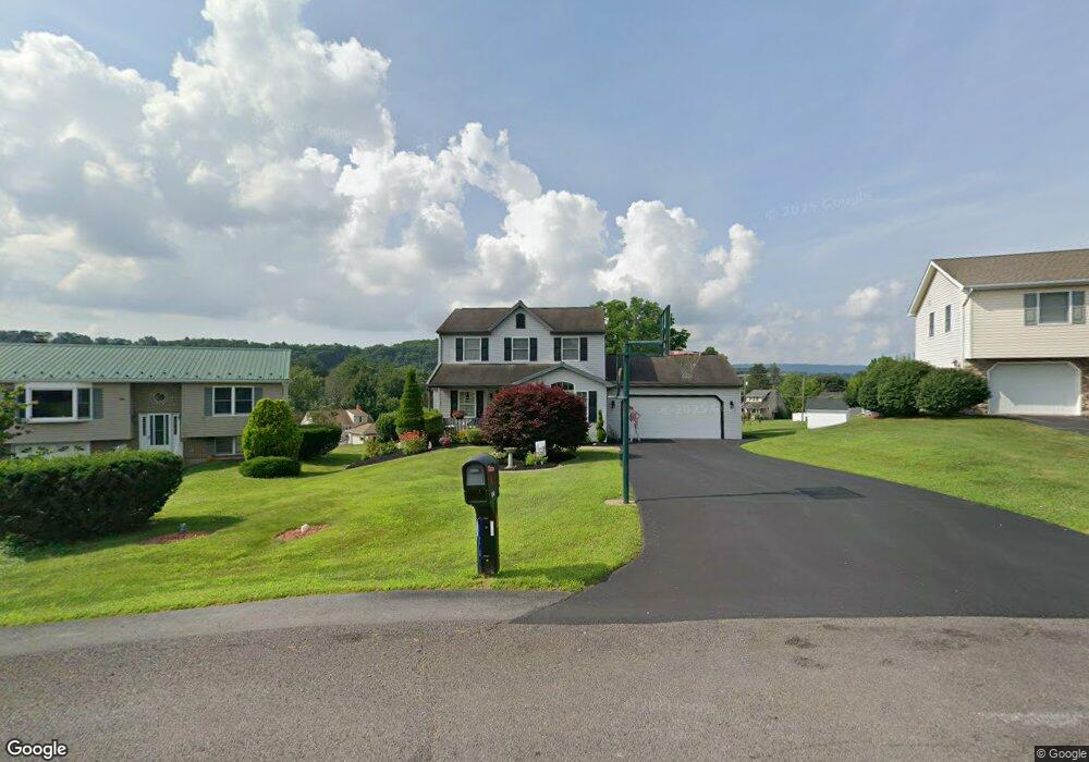 124 Applegate Ln, Drums, PA 18222 - photo 1