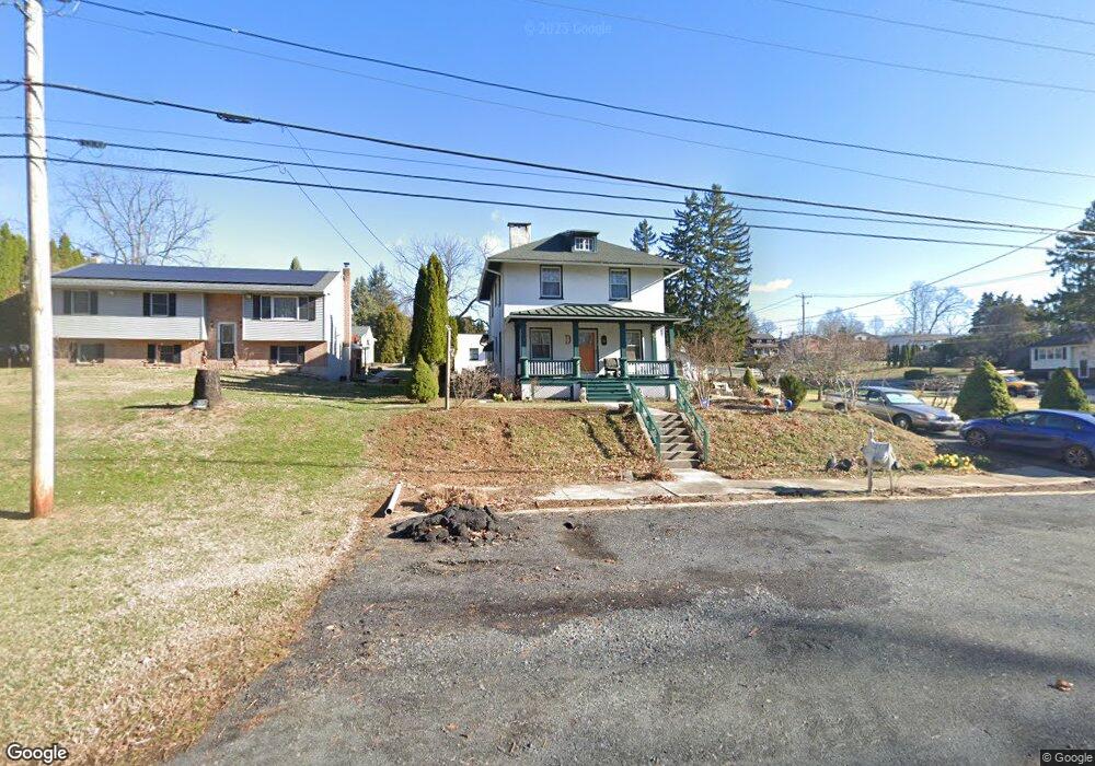 2405 River Rd, Reading, PA 19605 - photo 1