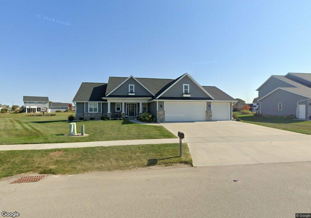 5440 N Providence Ave, Appleton, WI 54913 - photo 1