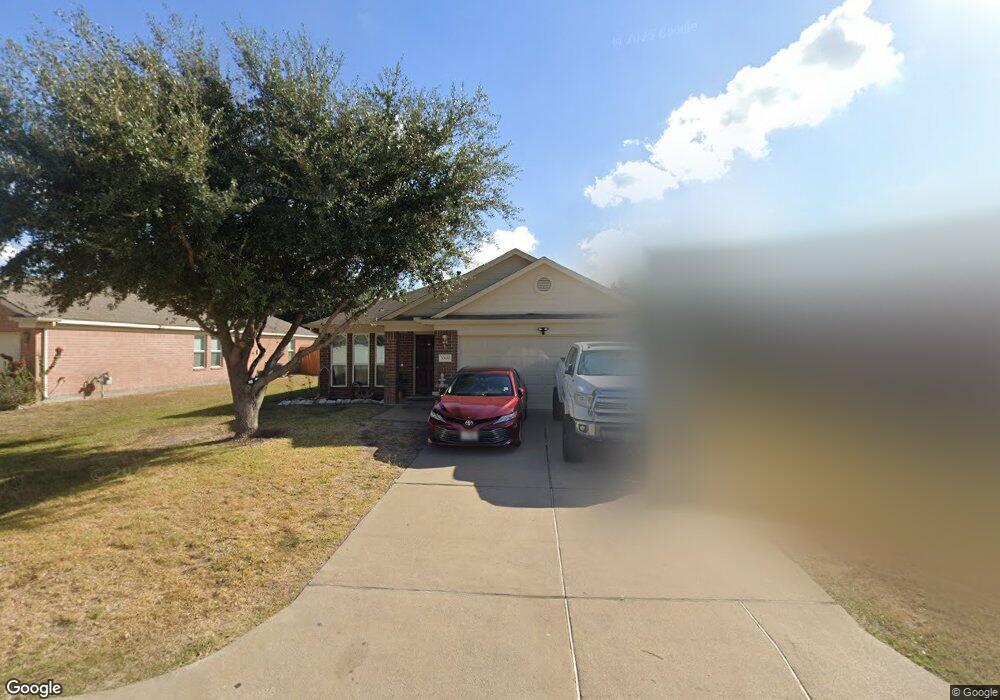 10606 Woodland Oaks Dr, Houston, TX 77040 - photo 1