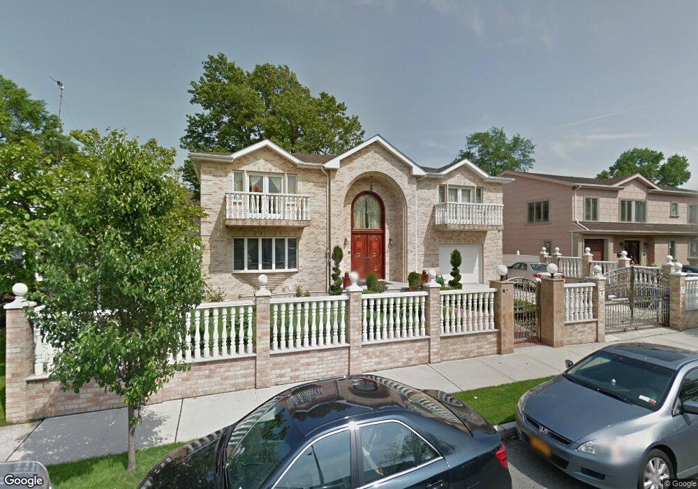 6727 Utopia Pkwy, Fresh Meadows, NY 11365 - photo 1