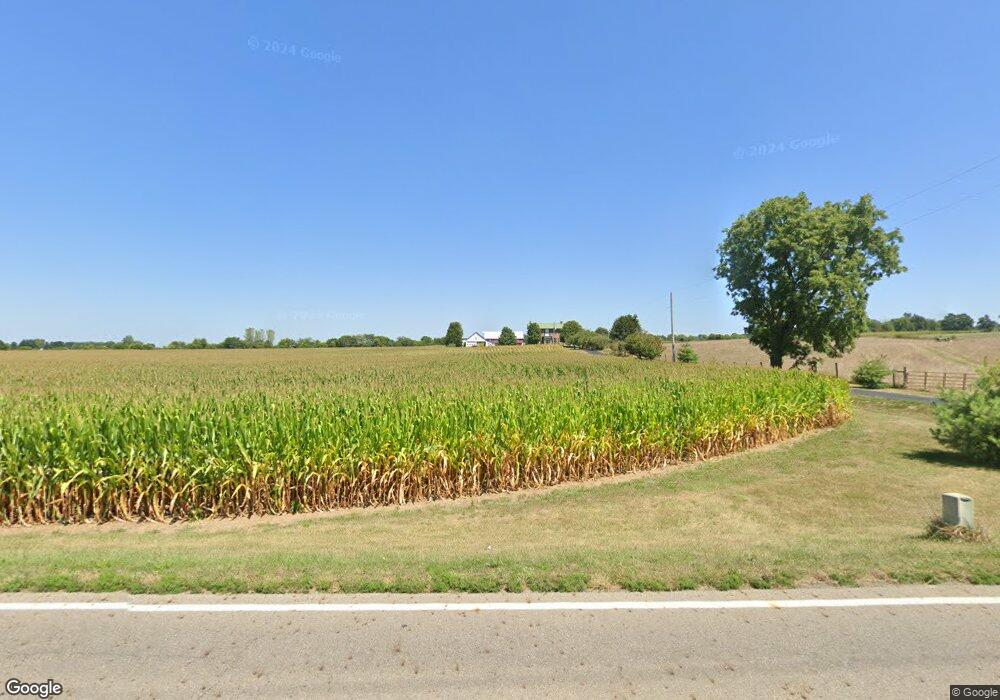 6476 Tarlton Rd, Circleville, OH 43113 - photo 1