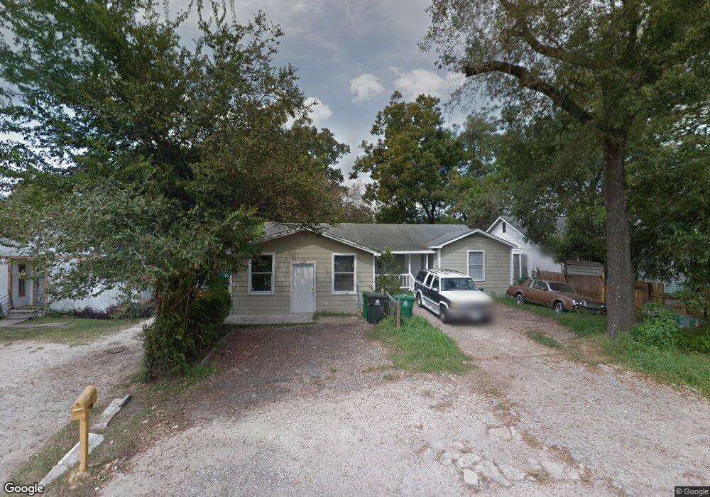 978 Ringold Unit A St, Houston, TX 77088 - photo 1