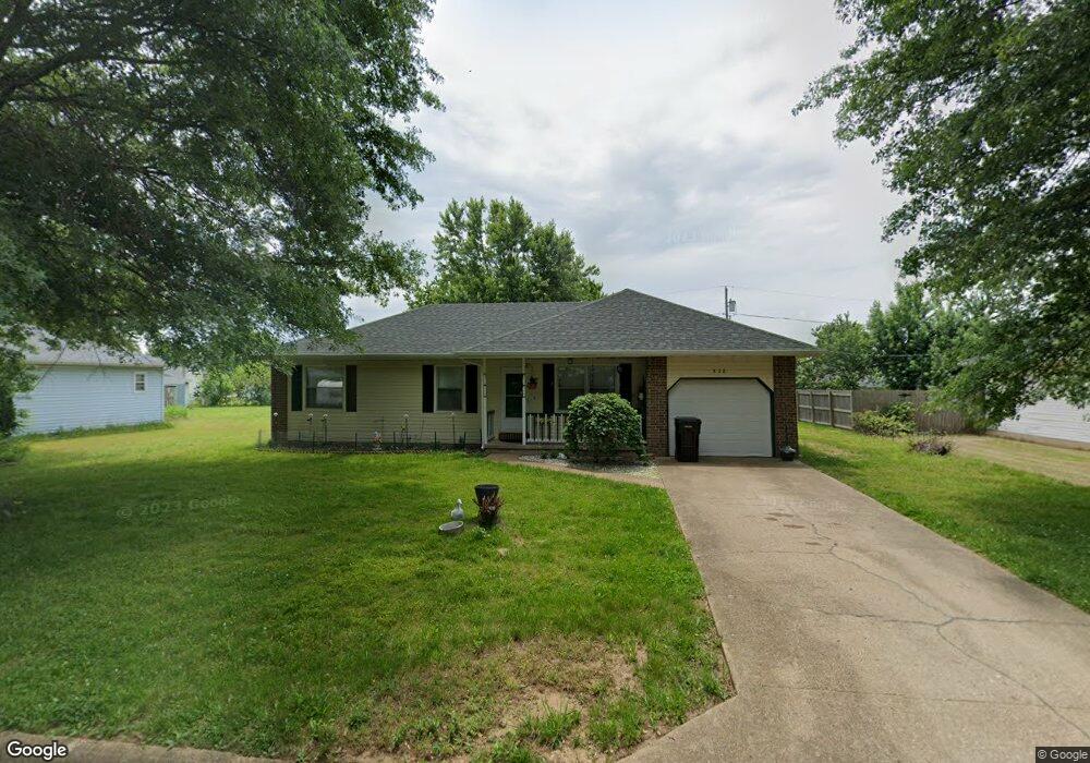 828 W Wollard St, Bolivar, MO 65613 - photo 1