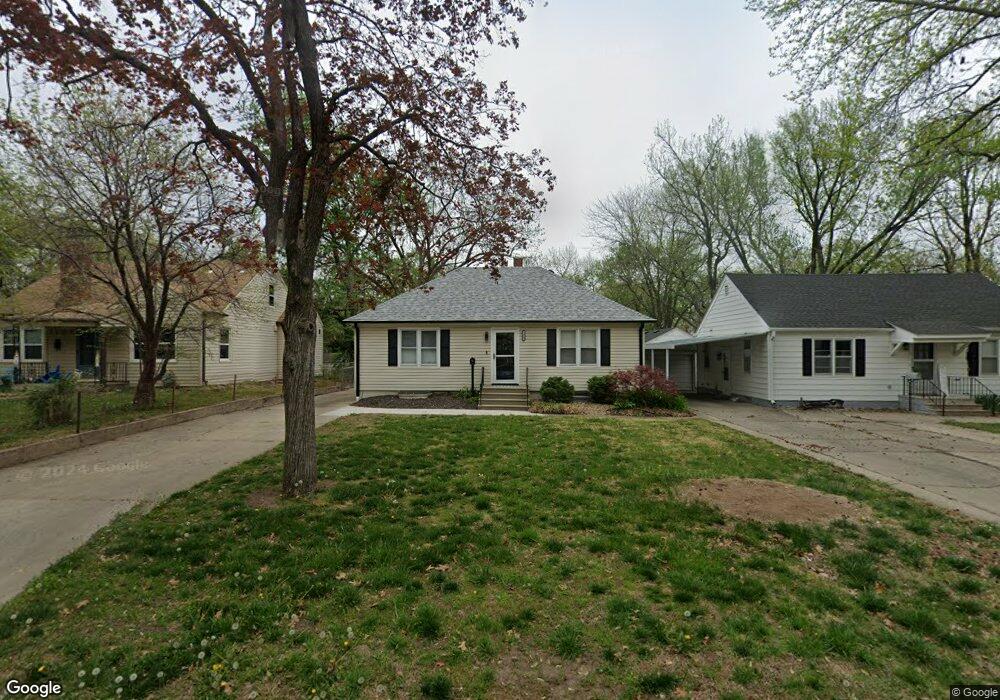 1112 SW Frazier Ave, Topeka, KS 66604 - photo 1