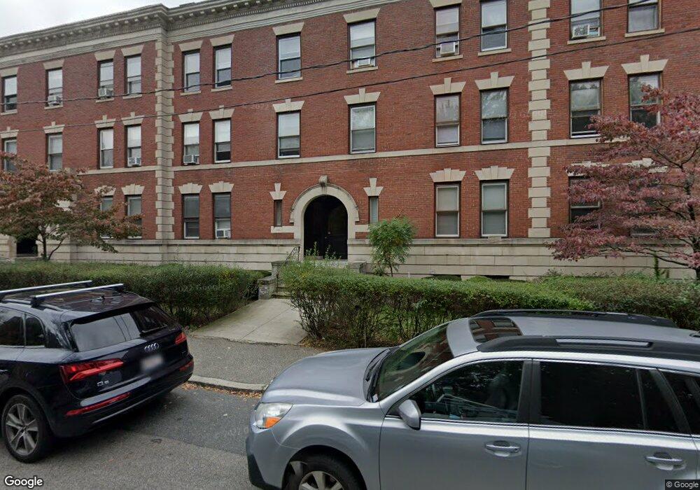 12 Parkway Rd unit 1, Brookline, MA 02445 - photo 1