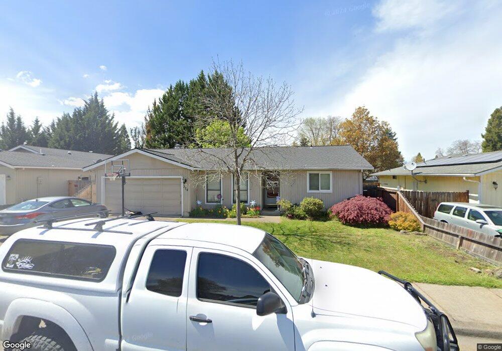 324 Joseph St, Central Point, OR 97502 - photo 1