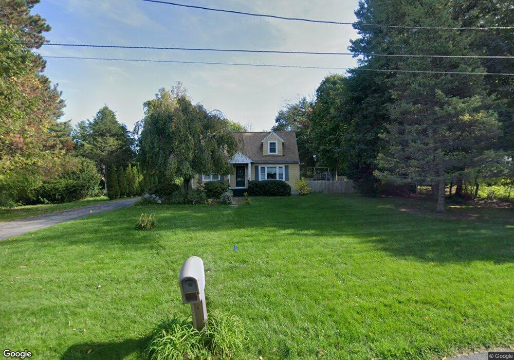 986 Avon Crest Blvd, Schenectady, NY 12309 - photo 1