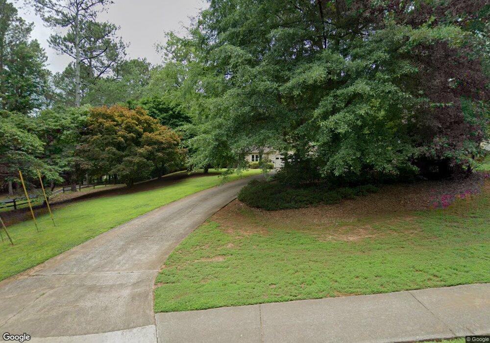 1062 Lake Charles Dr, Roswell, GA 30075 - photo 1