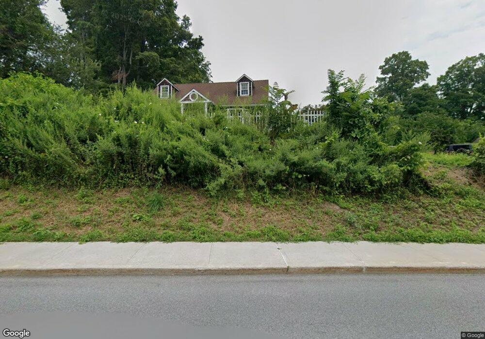 118 W Main St, Pawling, NY 12564 - photo 1