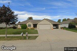 518 Rusch Dr, Combined Locks, WI 54113