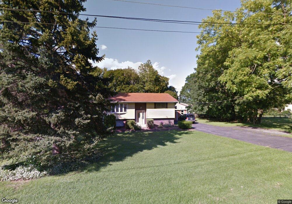 333 E Stone Aly, Alburtis, PA 18011 - photo 1