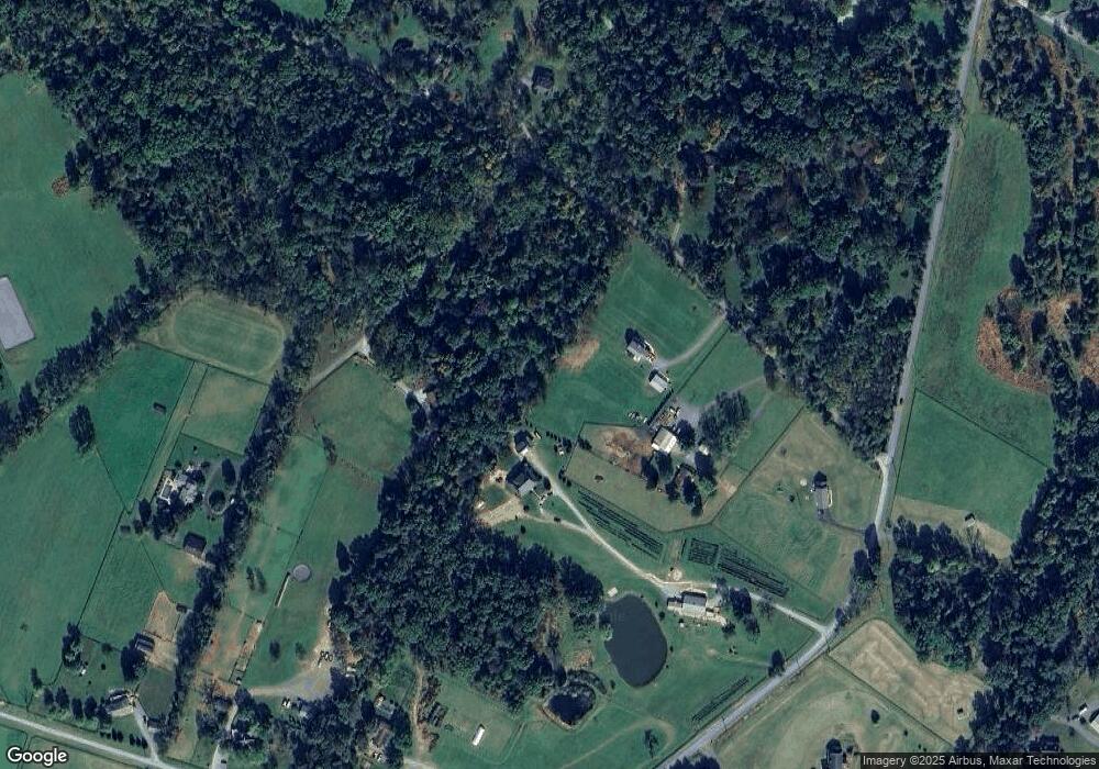 15707 Edgegrove Rd, Hillsboro, VA 20132 - photo 1