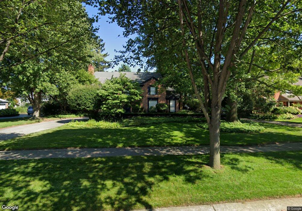 524 Shelden Rd, Grosse Pointe Shores, MI 48236 - photo 1