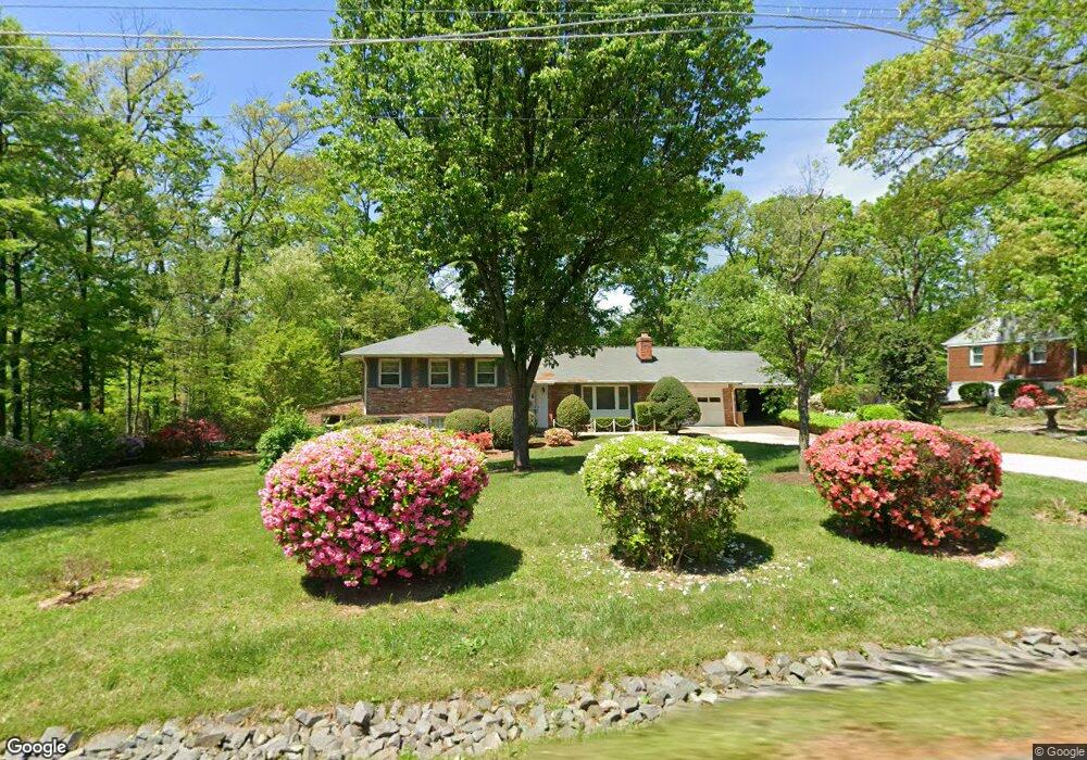 4124 Doveville Ln, Fairfax, VA 22032 - photo 1