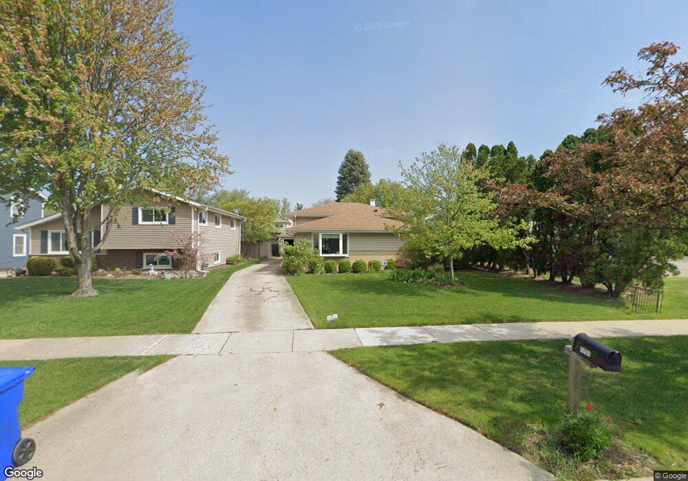 1701 E Elm St, Wheaton, IL 60189 - photo 1