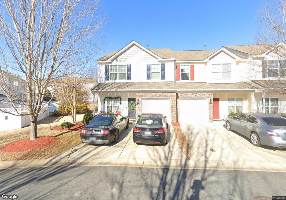 305 Sandy Spring Ln, Clover, SC 29710 - photo 1