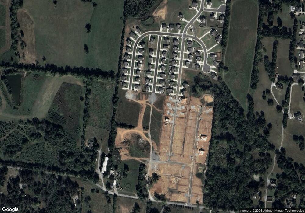 305106 Millet St, Shelbyville, TN 37160 - photo 1