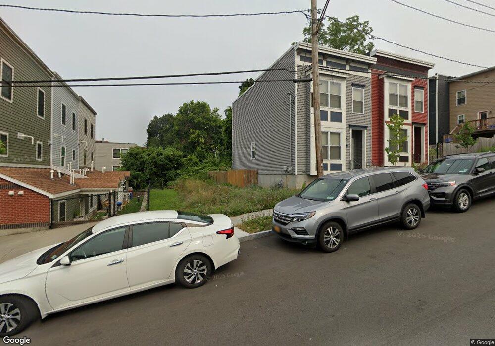 16 S Swan St, Albany, NY 12210 - photo 1