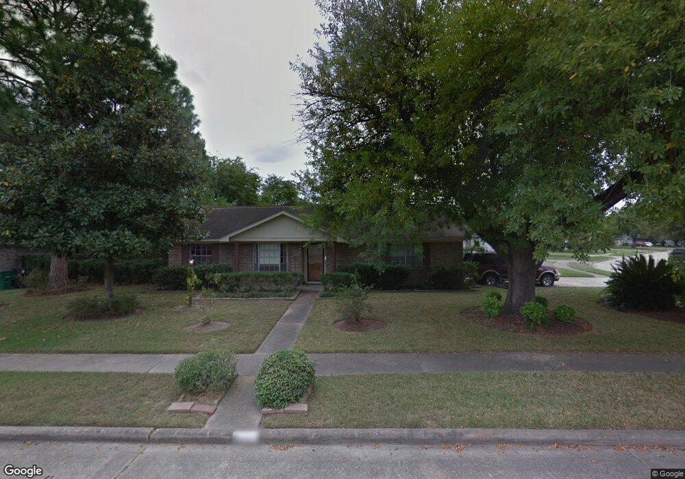 1015 Saddle Rock Dr, Houston, TX 77088 - photo 1