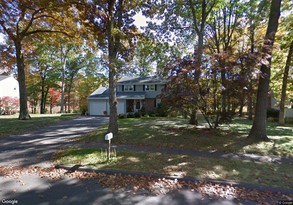 112 Deerfield Dr, Glastonbury, CT 06033 - photo 1