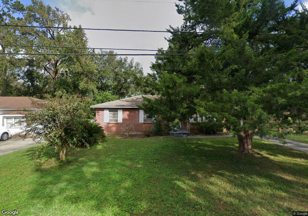 603 W Howard Dr, Brunswick, GA 31523 - photo 1
