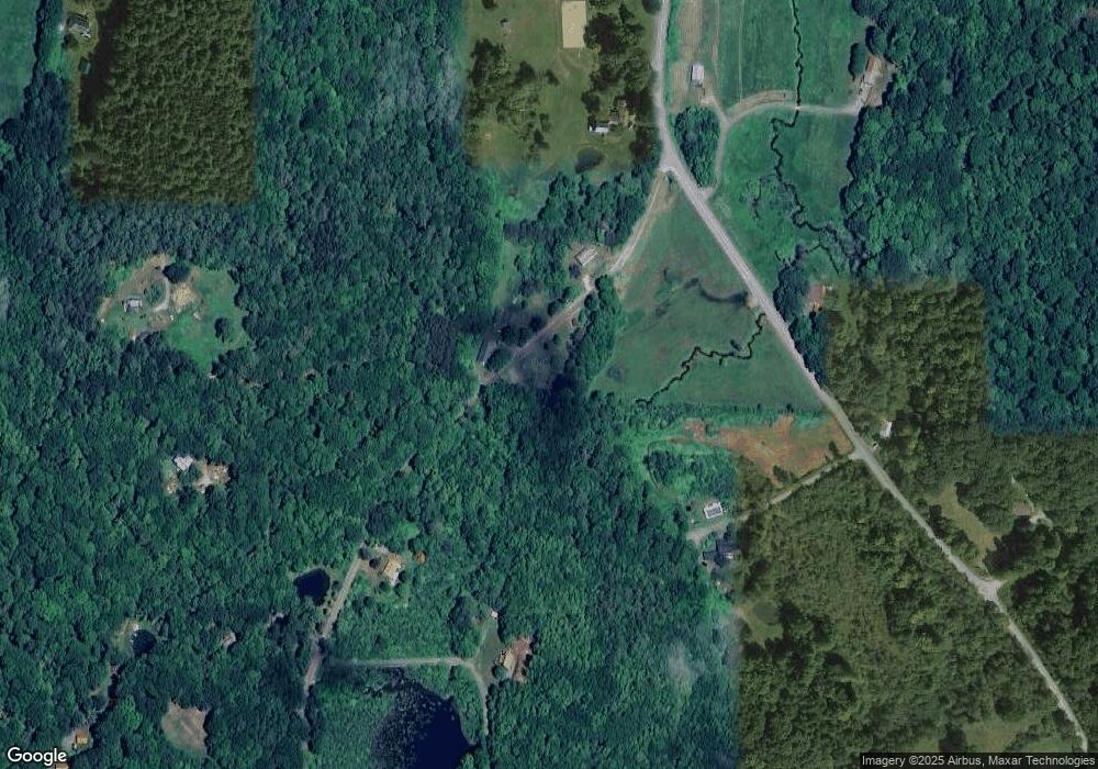 137 Cross Rd, Putney, VT 05346 - photo 1