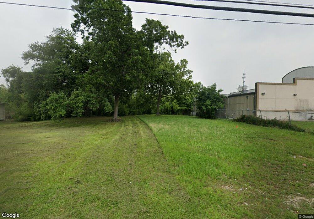 806 W 18th St, Lake Charles, LA 70601 - photo 1