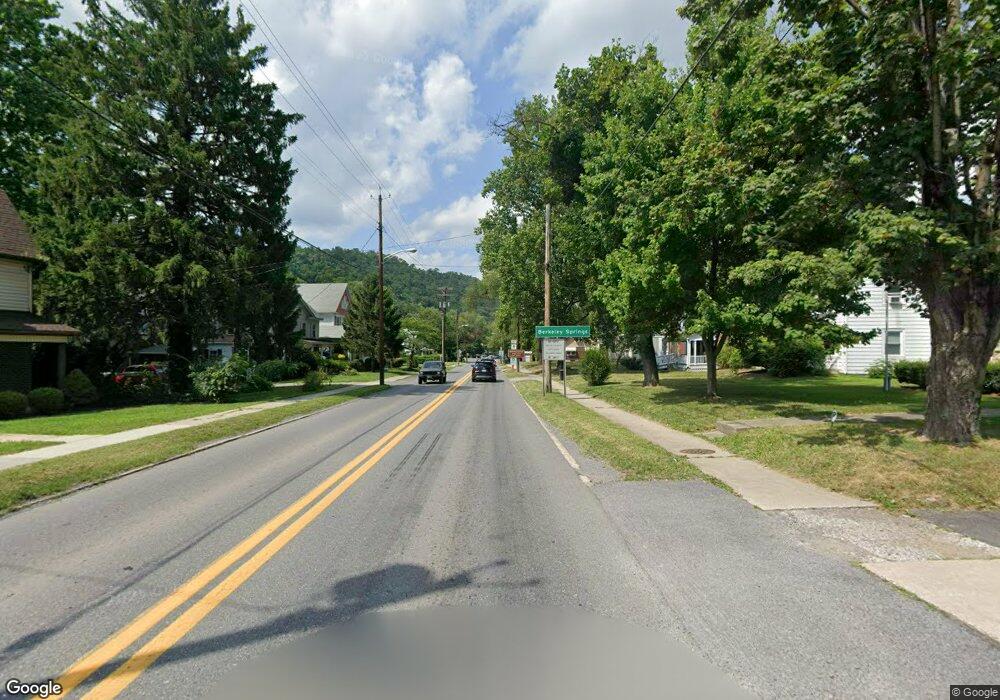 8183 S Washington St, Berkeley Springs, WV 25411 - photo 1